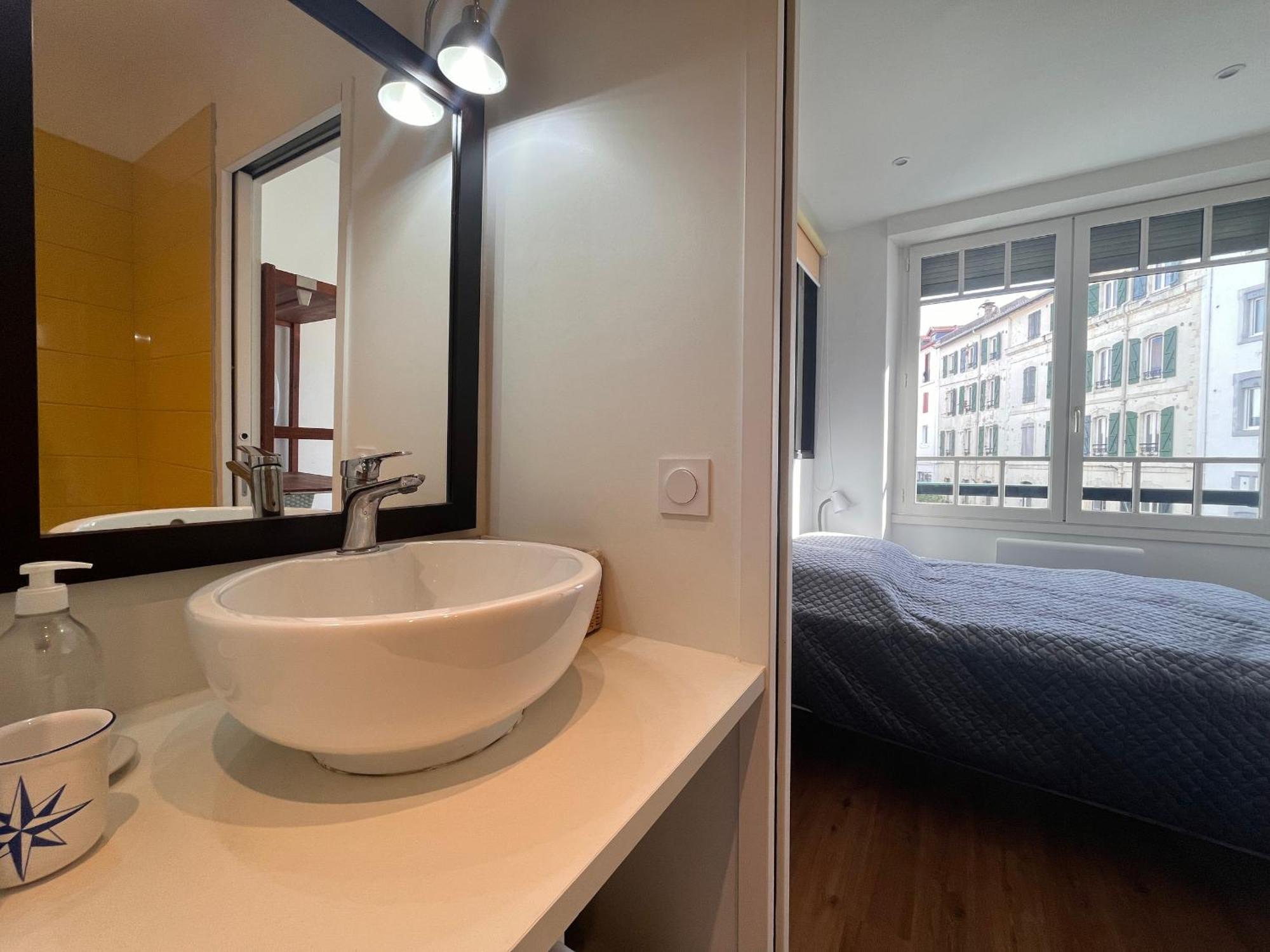 Appartement Lumineux 1 Chambre Au Coeur De Saint-Jean-De-Luz, Proche Plage Et Halles - Fr-1-239-890 Buitenkant foto